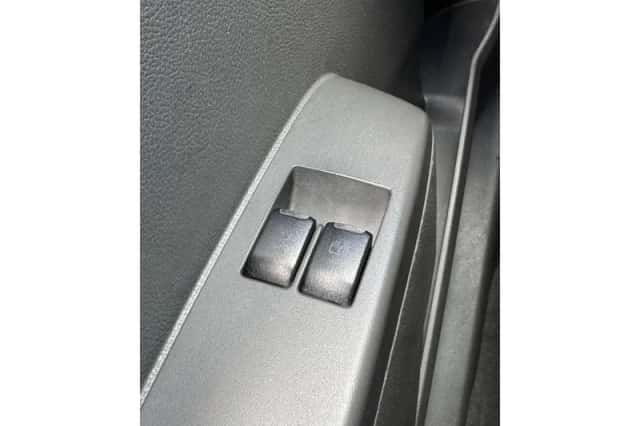 Chevrolet Spark (2010) thumbnail 24