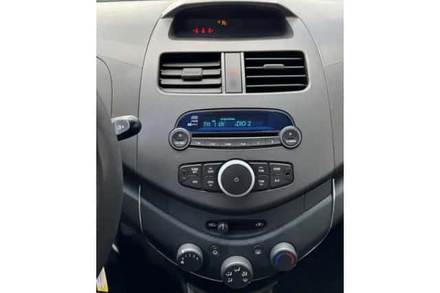 Chevrolet Spark (2010) thumbnail 25