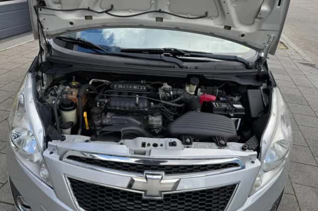 Chevrolet Spark (2010) thumbnail 31