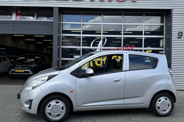 Chevrolet Spark (2010) thumbnail 6