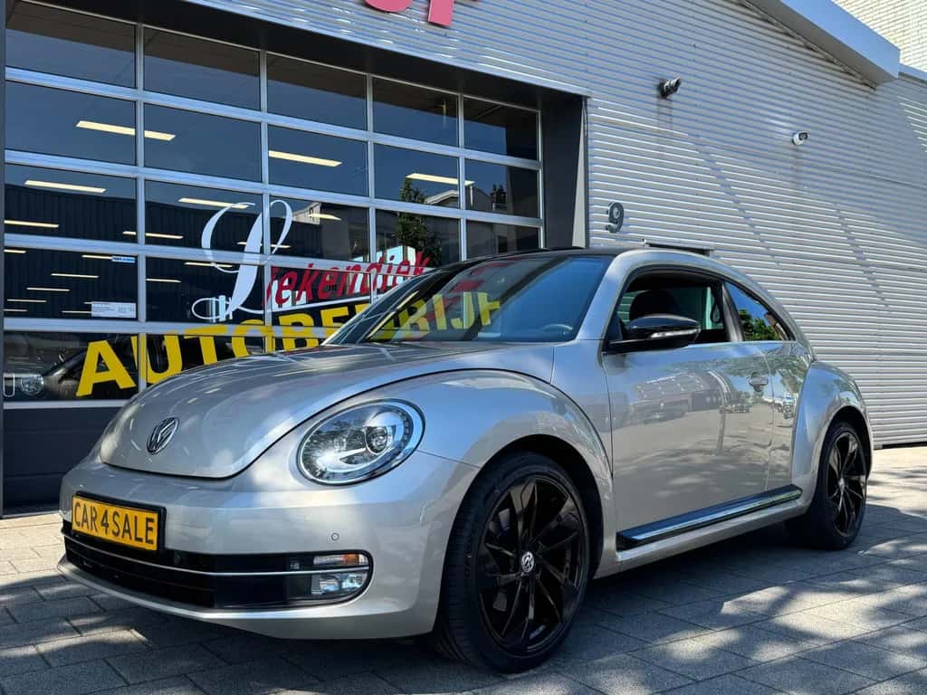 Volkswagen Beetle (2016) — foto 1