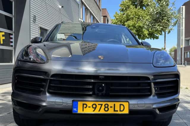 Porsche Cayenne (2020) thumbnail 12