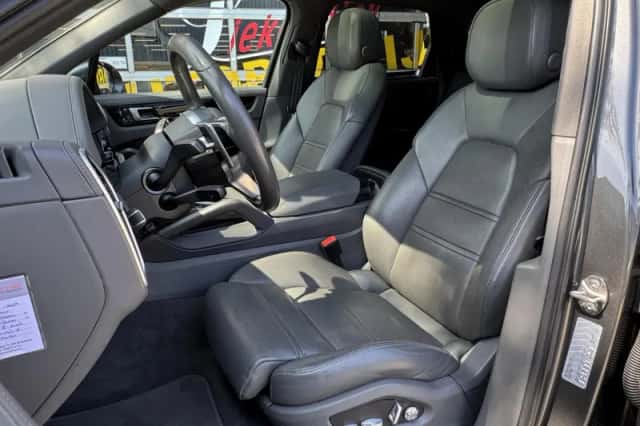 Porsche Cayenne (2020) thumbnail 29