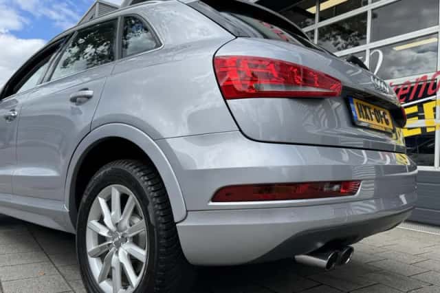 Audi Q3 (2017) thumbnail 22