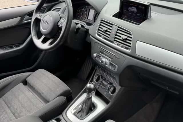 Audi Q3 (2017) thumbnail 31