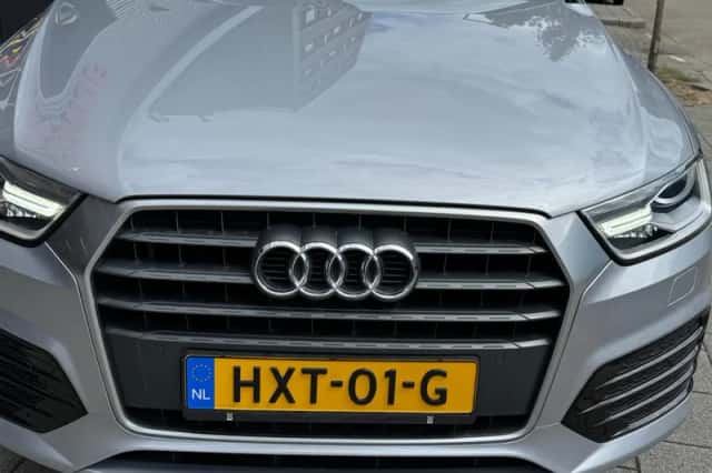 Audi Q3 (2017) thumbnail 52