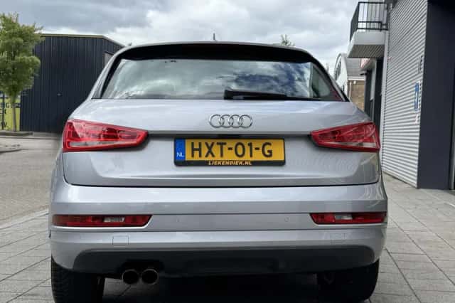 Audi Q3 (2017) thumbnail 9