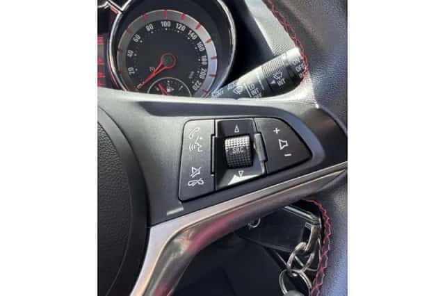 Opel Adam (2018) thumbnail 32