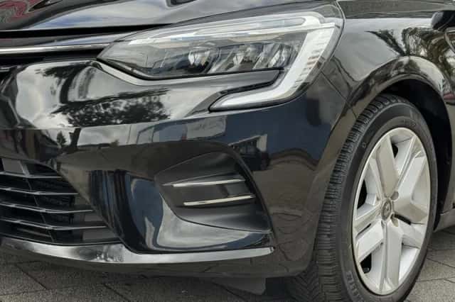 Renault Clio (2021) thumbnail 11