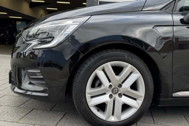 Renault Clio (2021) thumbnail 16