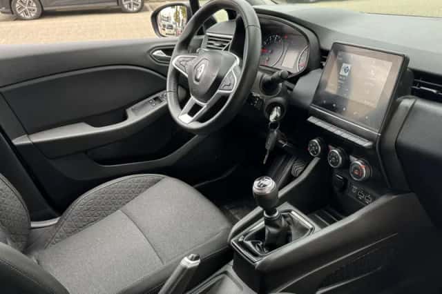 Renault Clio (2021) thumbnail 29