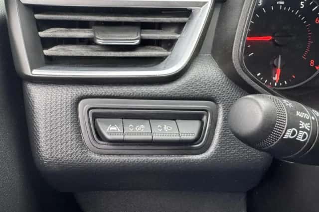 Renault Clio (2021) thumbnail 39