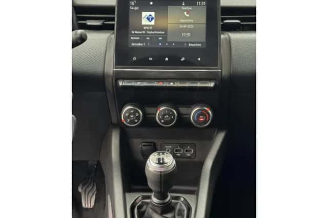 Renault Clio (2021) thumbnail 44