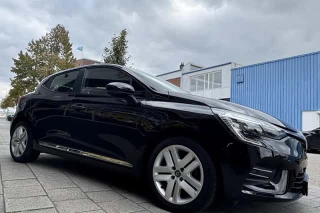 Renault Clio (2021) thumbnail 9