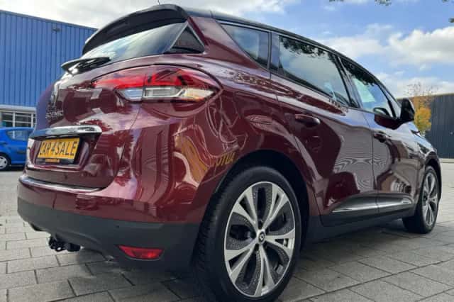 Renault Scénic (2017) thumbnail 9