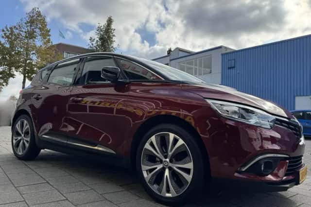 Renault Scénic (2017) thumbnail 10
