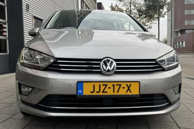 Volkswagen Golf (2017) thumbnail 11