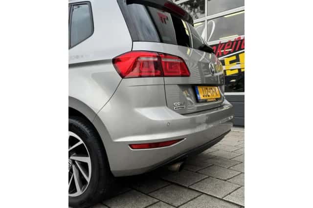 Volkswagen Golf (2017) thumbnail 22