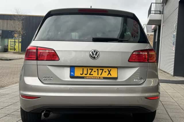 Volkswagen Golf (2017) thumbnail 8