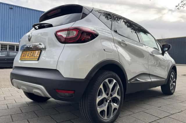 Renault Captur (2018) thumbnail 4