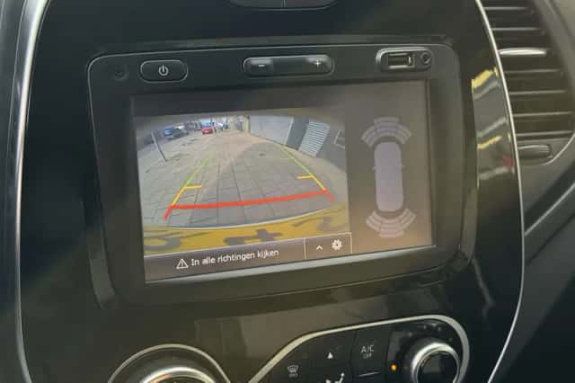 Renault Captur (2018) thumbnail 33