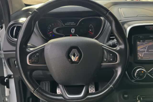 Renault Captur (2018) thumbnail 34