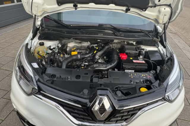Renault Captur (2018) thumbnail 44