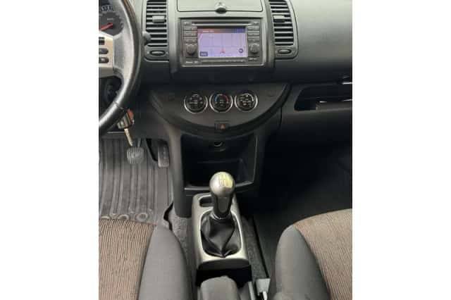 Nissan Note (2010) thumbnail 30