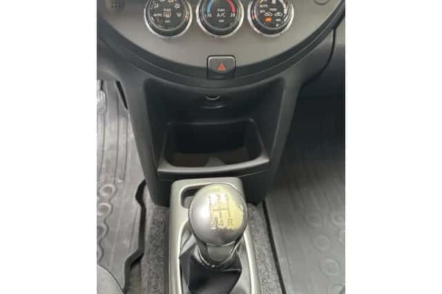 Nissan Note (2010) thumbnail 34