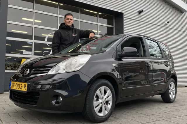 Nissan Note (2010) thumbnail 1