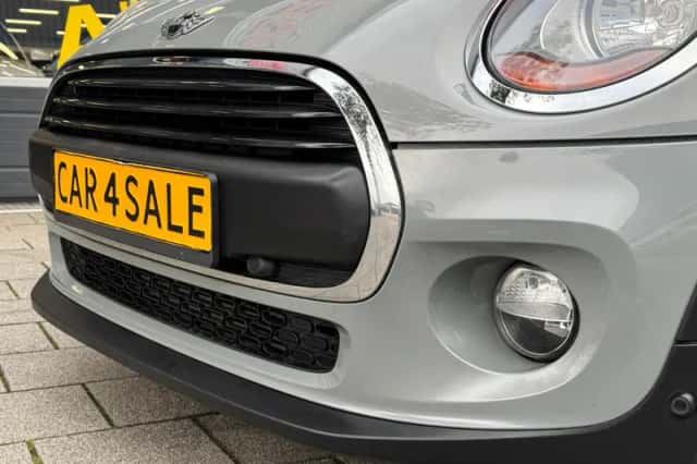 MINI Mini (2017) thumbnail 11
