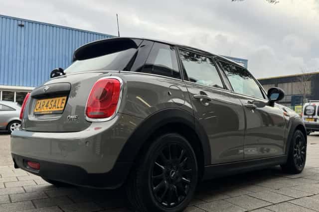 MINI Mini (2017) thumbnail 4