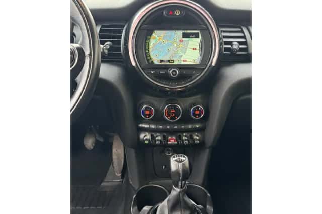 MINI Mini (2017) thumbnail 33