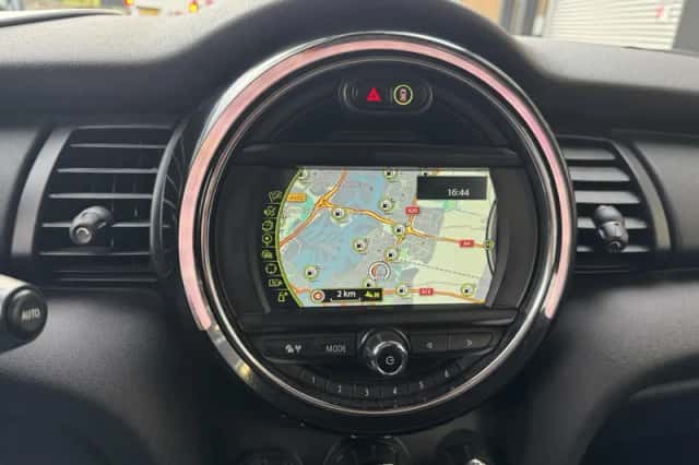 MINI Mini (2017) thumbnail 34