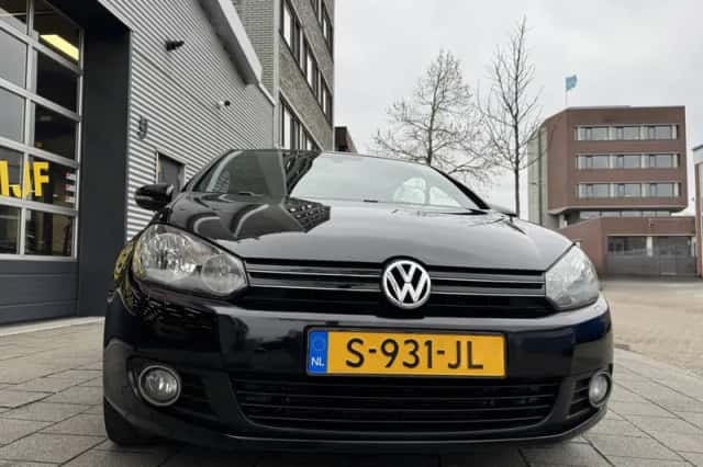 Volkswagen Golf (2011) thumbnail 19