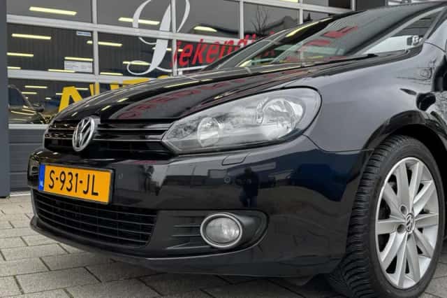 Volkswagen Golf (2011) thumbnail 22