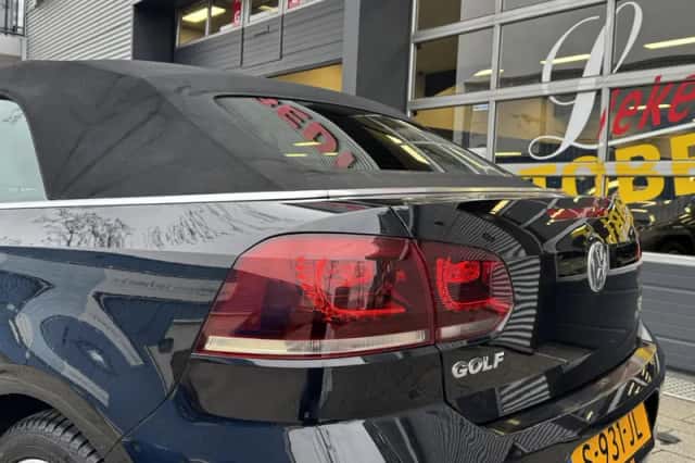 Volkswagen Golf (2011) thumbnail 30