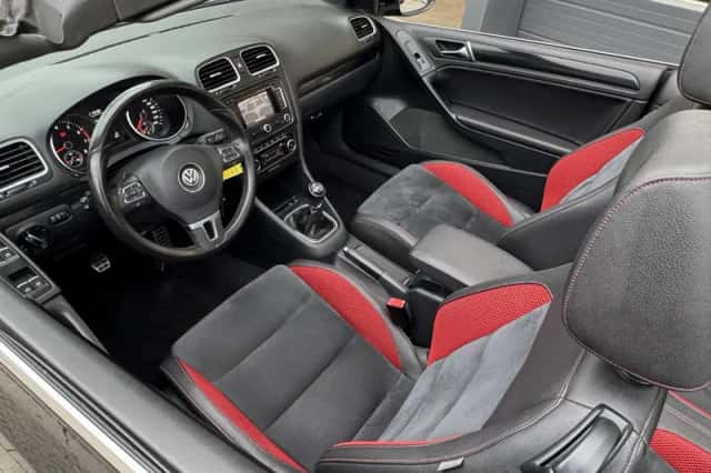 Volkswagen Golf (2011) thumbnail 39