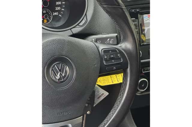Volkswagen Golf (2011) thumbnail 42