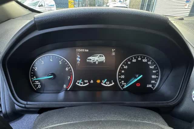 Ford EcoSport (2019) thumbnail 3