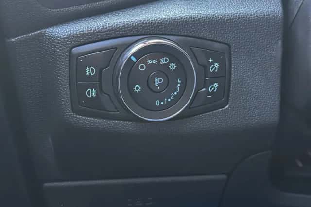 Ford EcoSport (2019) thumbnail 38