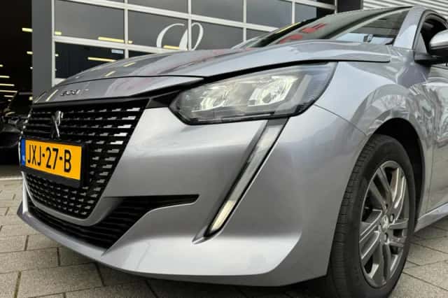 Peugeot 208 (2021) thumbnail 12