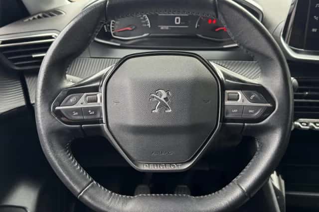 Peugeot 208 (2021) thumbnail 30