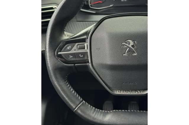 Peugeot 208 (2021) thumbnail 35