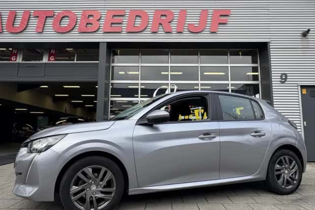Peugeot 208 (2021) thumbnail 6