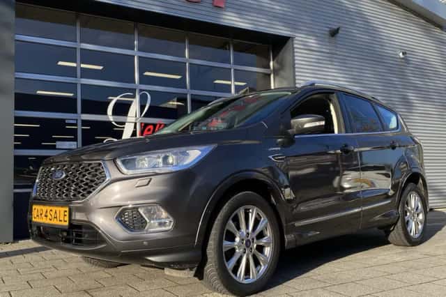Ford Kuga (2019) thumbnail 1