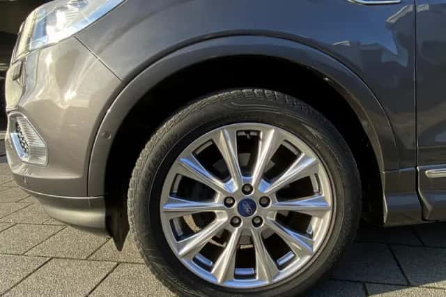 Ford Kuga (2019) thumbnail 16