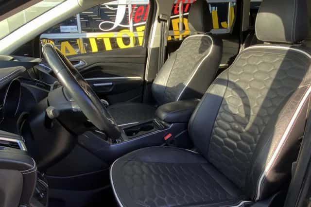 Ford Kuga (2019) thumbnail 26