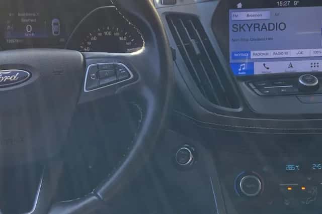 Ford Kuga (2019) thumbnail 32