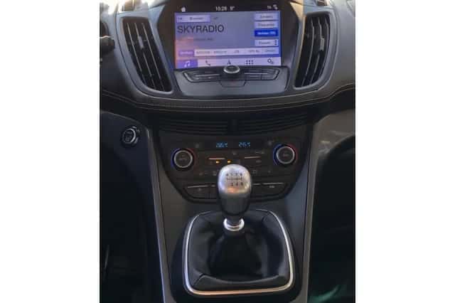 Ford Kuga (2019) thumbnail 33